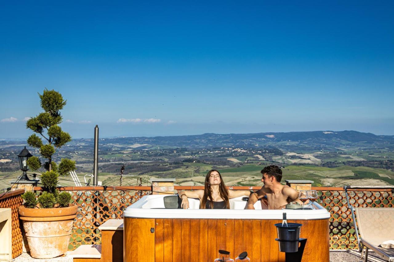 Agri Apartment La Terrazza La Ripadoro Chianni Kültér fotó